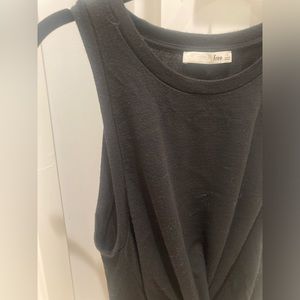 Black aritzia knot top
